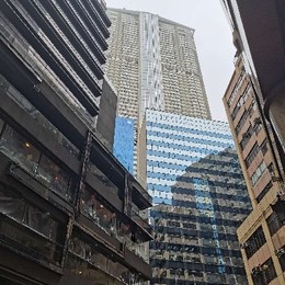 LongPort - 锁住子