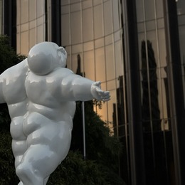 LongPort - 理想主义2068