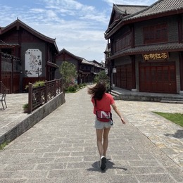 LongPort - angie再也不玩特斯拉