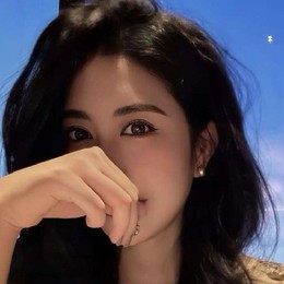 LongPort - 燁以婧日