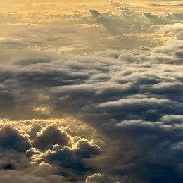 LongPort - 电磁量子魔法师特斯拉