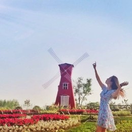 LongPort - Queen Victoria