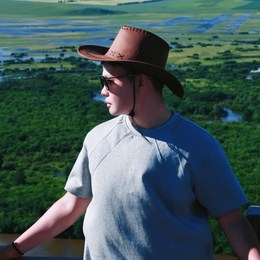 LongPort - 阿丰。